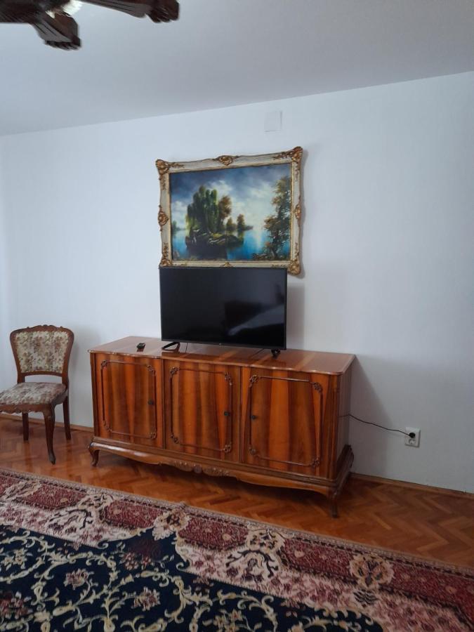 Casa Miki Hotel Haţeg Eksteriør billede