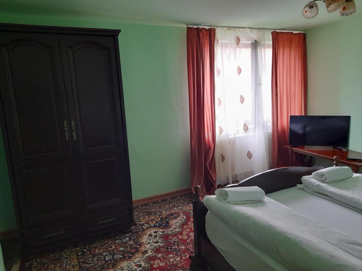 Casa Miki Hotel Haţeg Eksteriør billede